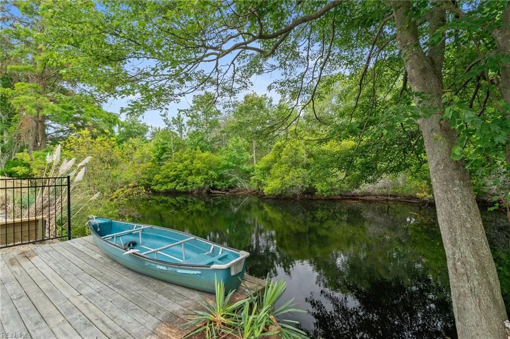 Virginia Beach, Virginia 23456, United States, 6 Bedrooms Bedrooms, ,3 BathroomsBathrooms,Residential,Active,140972