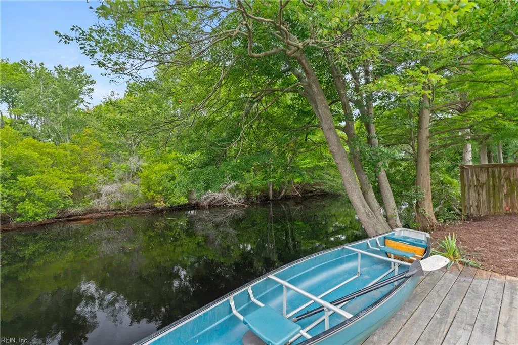 Virginia Beach, Virginia 23456, United States, 6 Bedrooms Bedrooms, ,3 BathroomsBathrooms,Residential,Active,140972