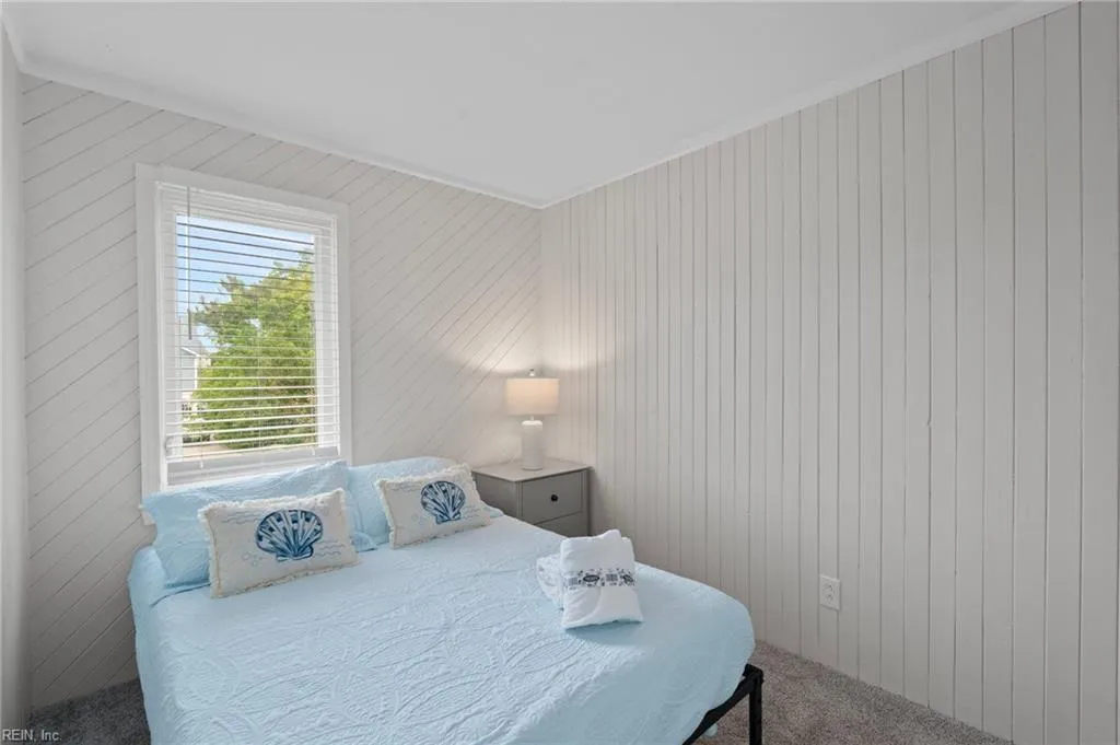 Virginia Beach, Virginia 23456, United States, 6 Bedrooms Bedrooms, ,3 BathroomsBathrooms,Residential,Active,140972