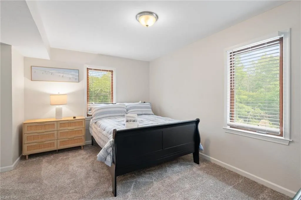 Virginia Beach, Virginia 23456, United States, 6 Bedrooms Bedrooms, ,3 BathroomsBathrooms,Residential,Active,140972