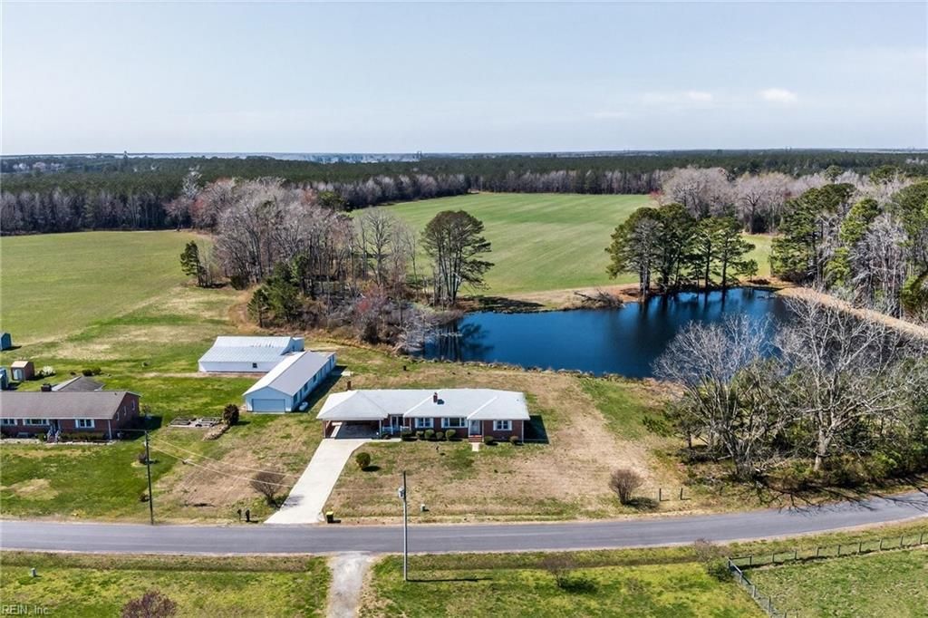 Photo of 16290 Trump Town Road, Windsor, VA 23487 (MLS # 10626397)