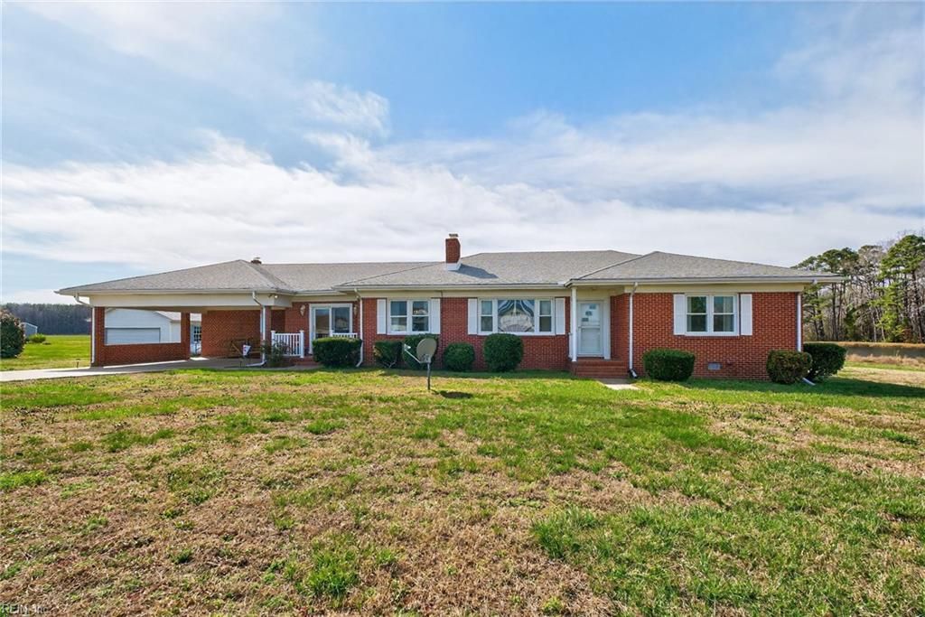 Photo of 16290 Trump Town Road, Windsor, VA 23487 (MLS # 10626397)