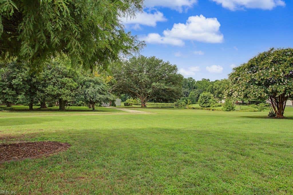 Photo of 300 Kings Pointe Crossing, Yorktown, VA 23693 (MLS # 10647453)