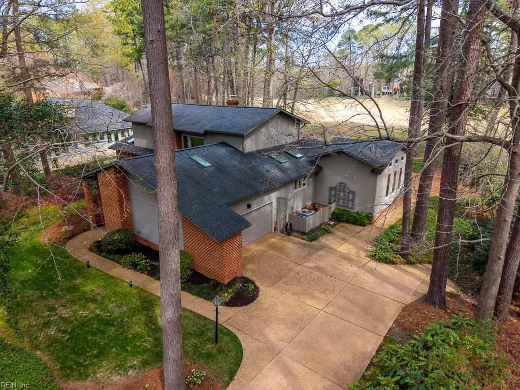 Photo of 528 Fairfax Way, Williamsburg, VA 23185 (MLS # 10625880)
