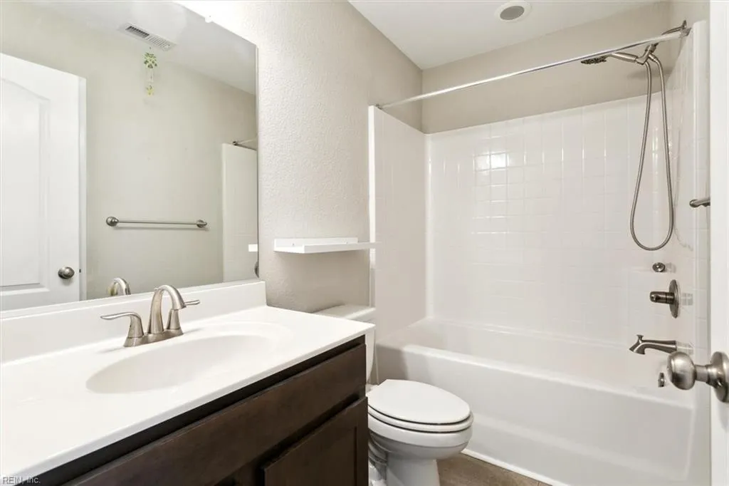 Williamsburg, Virginia 23188, United States, 4 Bedrooms Bedrooms, ,4 BathroomsBathrooms,Residential,Active,76777