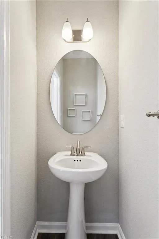 Williamsburg, Virginia 23188, United States, 4 Bedrooms Bedrooms, ,4 BathroomsBathrooms,Residential,Active,76777