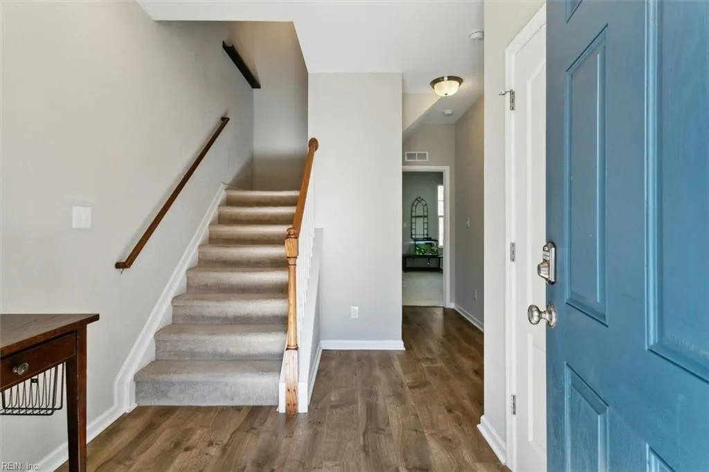 Williamsburg, Virginia 23188, United States, 4 Bedrooms Bedrooms, ,4 BathroomsBathrooms,Residential,Active,76777