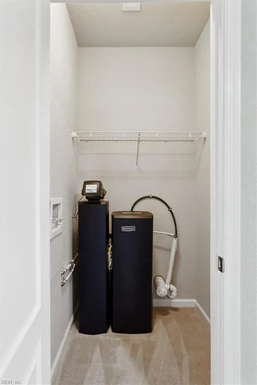 Williamsburg, Virginia 23188, United States, 4 Bedrooms Bedrooms, ,4 BathroomsBathrooms,Residential,Active,76777