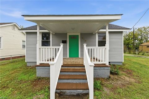 Photo of 618 33rd Street, Newport News, VA 23607 (MLS # 10615028)