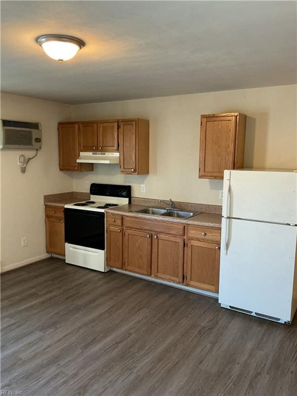 Photo of 3917 Bowdens Ferry Road #3, Norfolk, VA 23508 (MLS # 10616744)