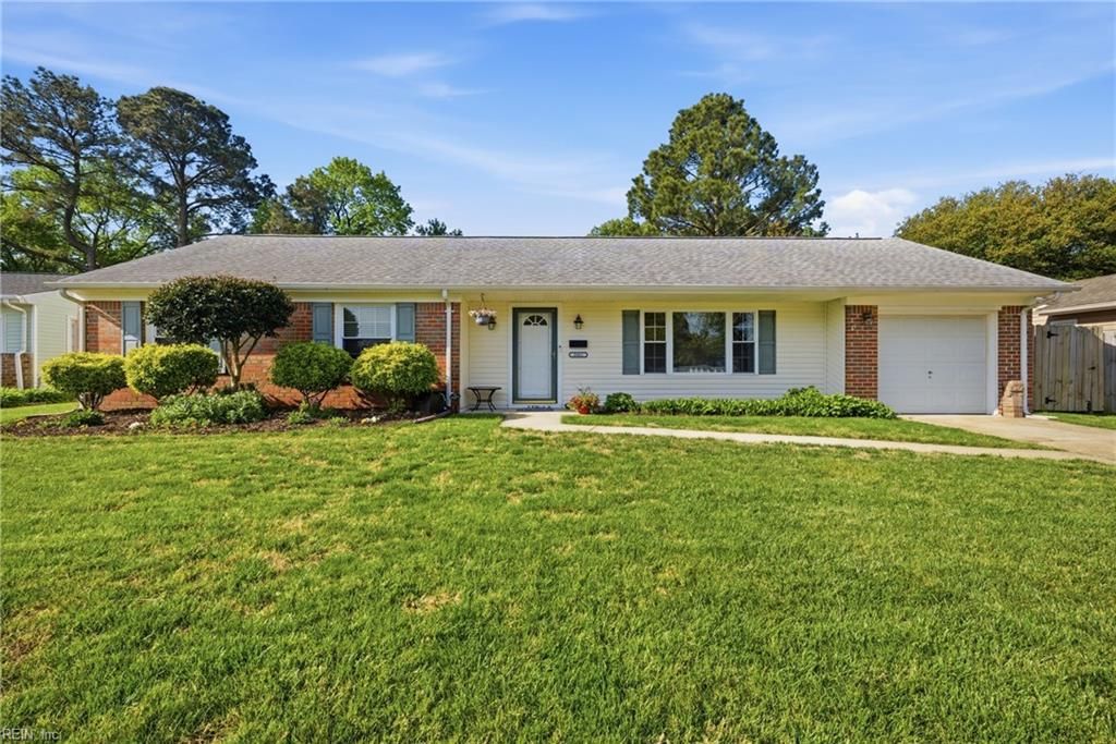 Photo of 3961 W Colonial Parkway, Virginia Beach, VA 23452 (MLS # 10630275)