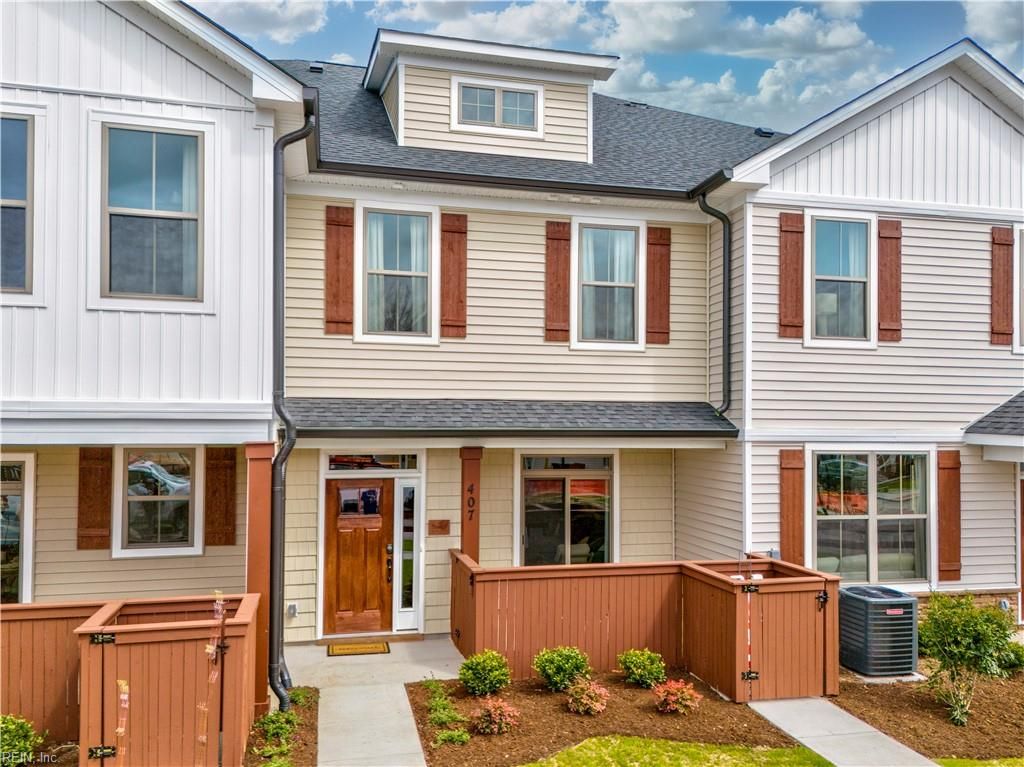 Photo of 1206 Watermark Way, Hampton, VA 23666 (MLS # 10608666)