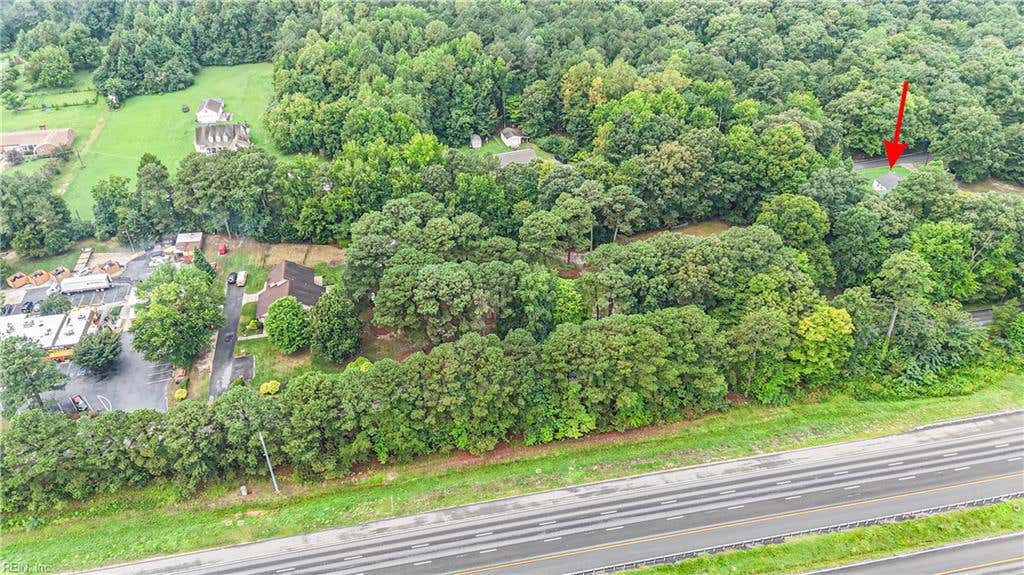 Photo of 228 Oaktree Road, Williamsburg, VA 23185 (MLS # 10649577)