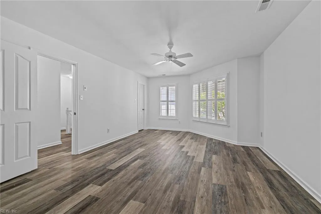 Virginia Beach, Virginia 23454, United States, 3 Bedrooms Bedrooms, ,3 BathroomsBathrooms,Residential,Active,120260