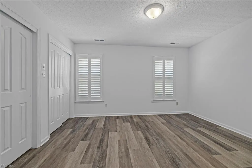 Virginia Beach, Virginia 23454, United States, 3 Bedrooms Bedrooms, ,3 BathroomsBathrooms,Residential,Active,120260