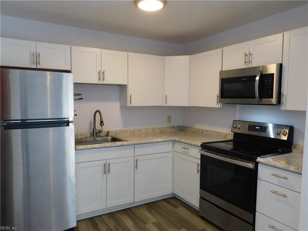 Virginia Beach, Virginia 23462, United States, 2 Bedrooms Bedrooms, ,2 BathroomsBathrooms,Residential,Active,97003