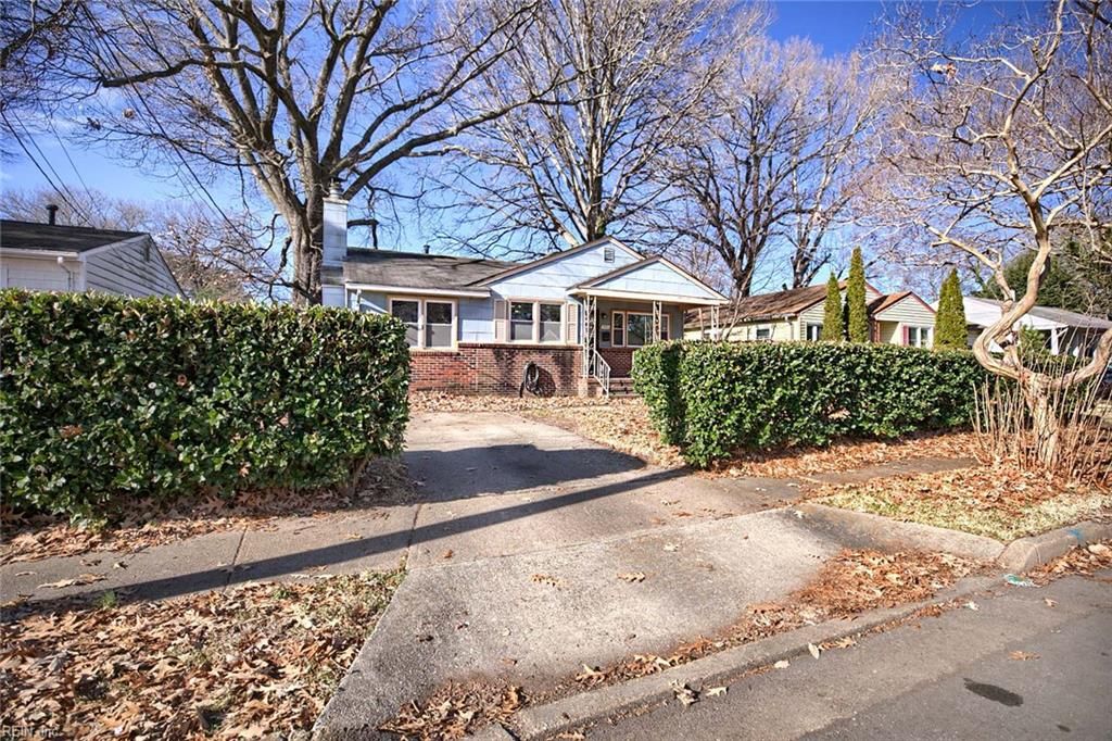 Photo of 1455 Mellwood Court, Norfolk, VA 23513 (MLS # 10618017)