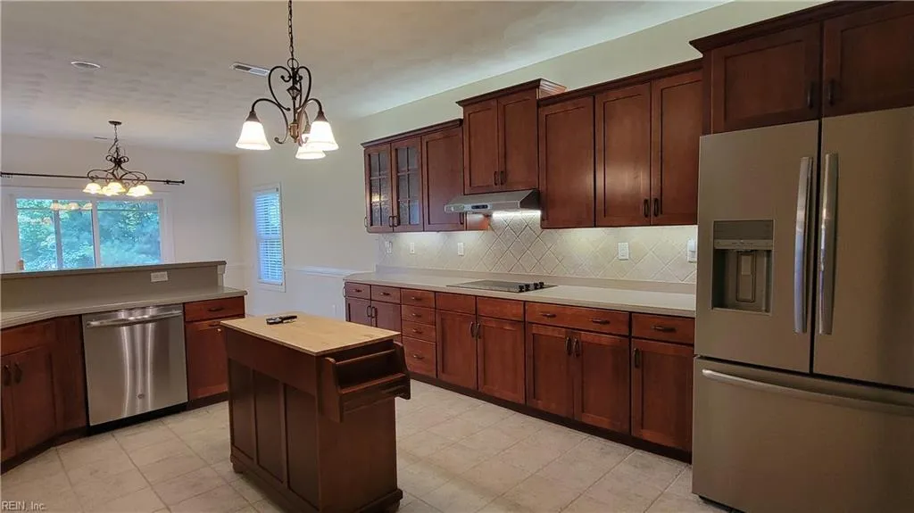 Chesapeake, Virginia 23322, United States, 4 Bedrooms Bedrooms, ,3 BathroomsBathrooms,Residential,Active,196376