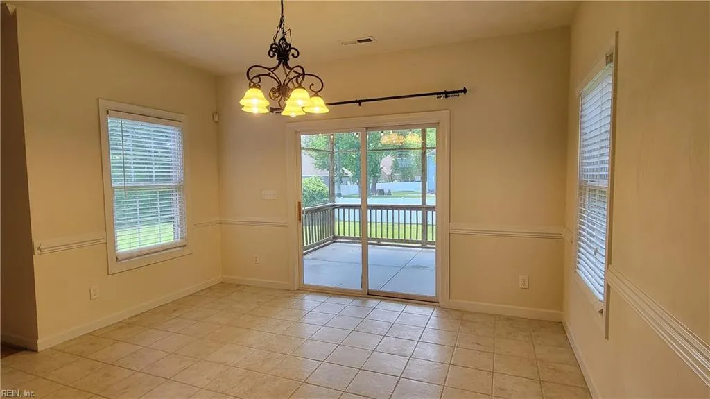 Chesapeake, Virginia 23322, United States, 4 Bedrooms Bedrooms, ,3 BathroomsBathrooms,Residential,Active,196376