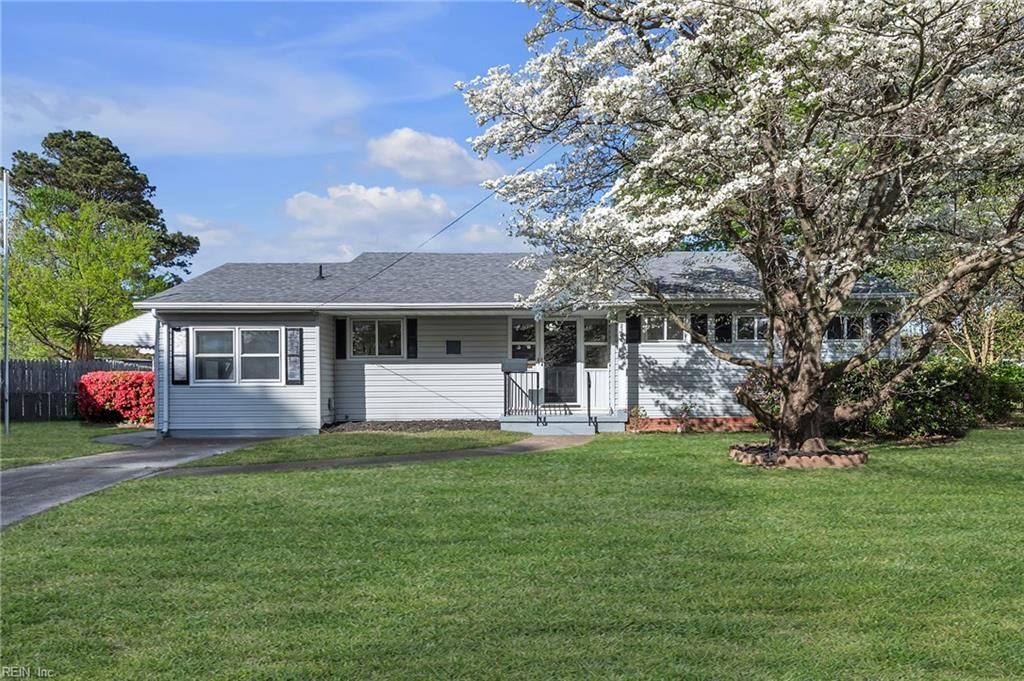 Photo of 2208 Corbett Avenue, Norfolk, VA 23518 (MLS # 10629112)