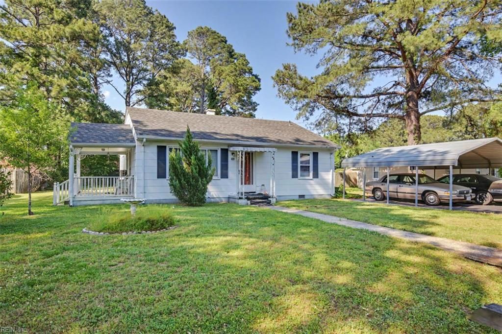 Photo of 206 Magnolia Street, Suffolk, VA 23434 (MLS # 10640396)