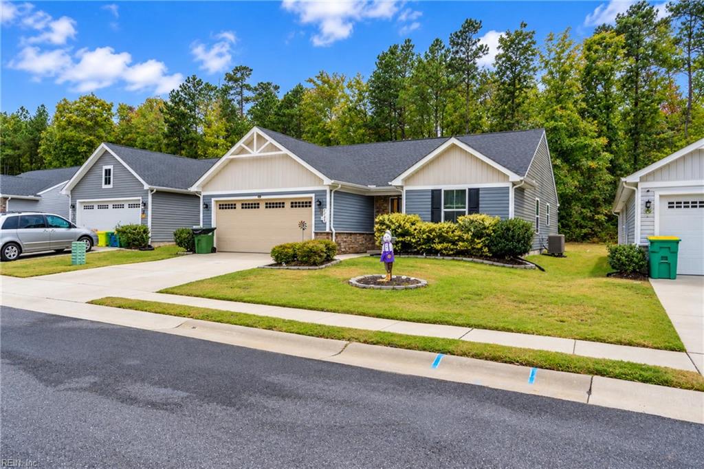 Photo of 6844 Motley Landing Drive, Gloucester, VA 23061 (MLS # 10658342)