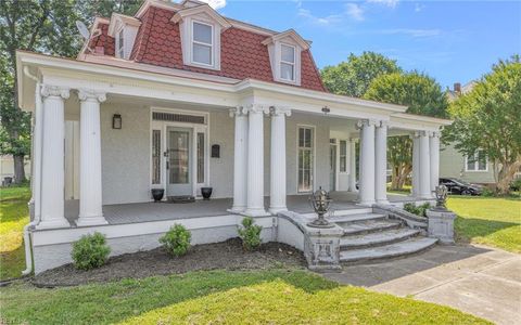 217 Armistead AVE Hampton VA 23669