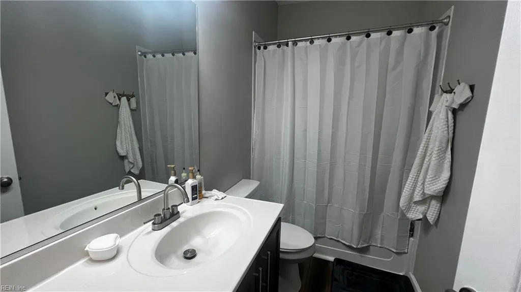 Carrollton, Virginia 23314, United States, 2 Bedrooms Bedrooms, ,3 BathroomsBathrooms,Residential,Active,210411