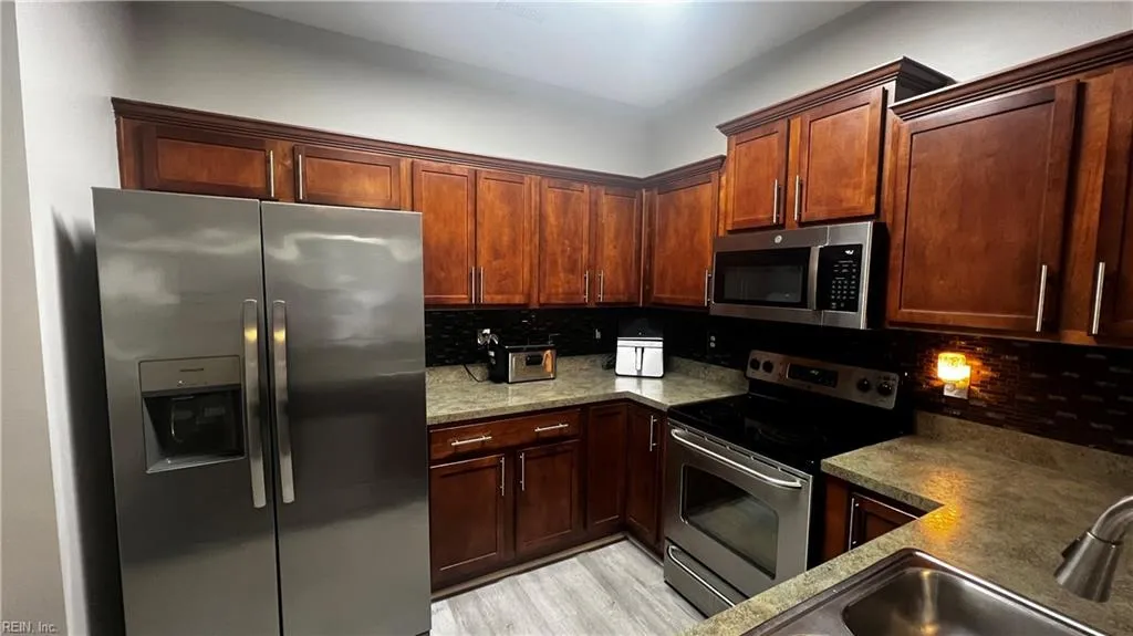 Carrollton, Virginia 23314, United States, 2 Bedrooms Bedrooms, ,3 BathroomsBathrooms,Residential,Active,210411