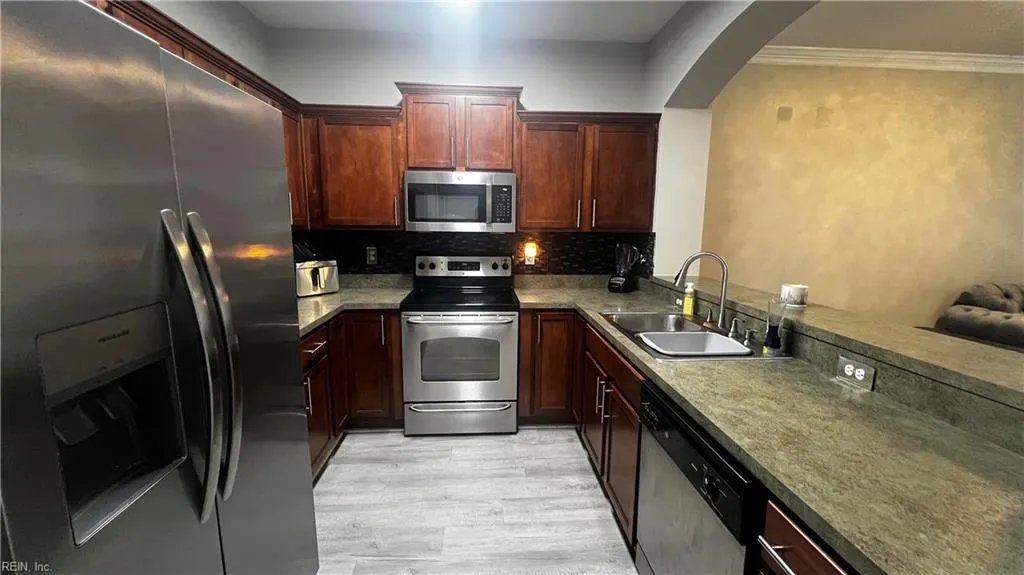 Carrollton, Virginia 23314, United States, 2 Bedrooms Bedrooms, ,3 BathroomsBathrooms,Residential,Active,210411