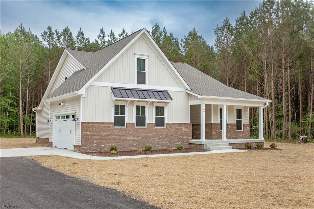 Photo of 6911 Sunset Cove Lane, Gloucester, VA 23061 (MLS # 10632698)