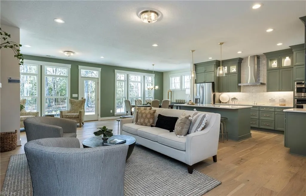 Suffolk, Virginia 23433, United States, 4 Bedrooms Bedrooms, ,4 BathroomsBathrooms,Residential,Pending,17249