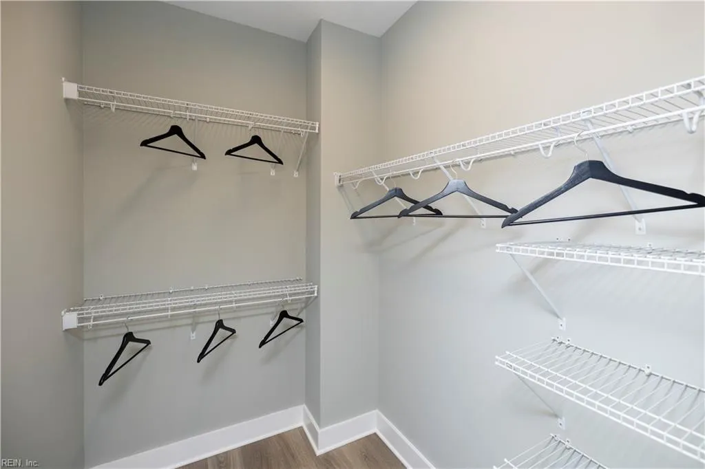 Suffolk, Virginia 23433, United States, 4 Bedrooms Bedrooms, ,4 BathroomsBathrooms,Residential,Pending,17249