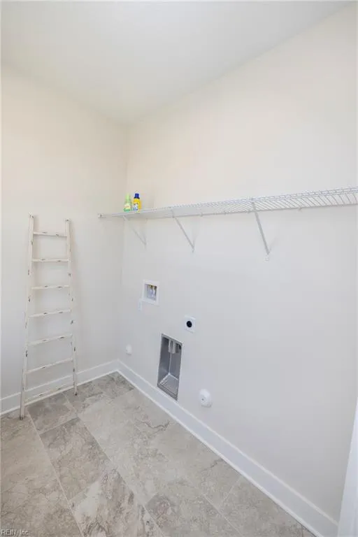 Suffolk, Virginia 23433, United States, 4 Bedrooms Bedrooms, ,4 BathroomsBathrooms,Residential,Pending,17249