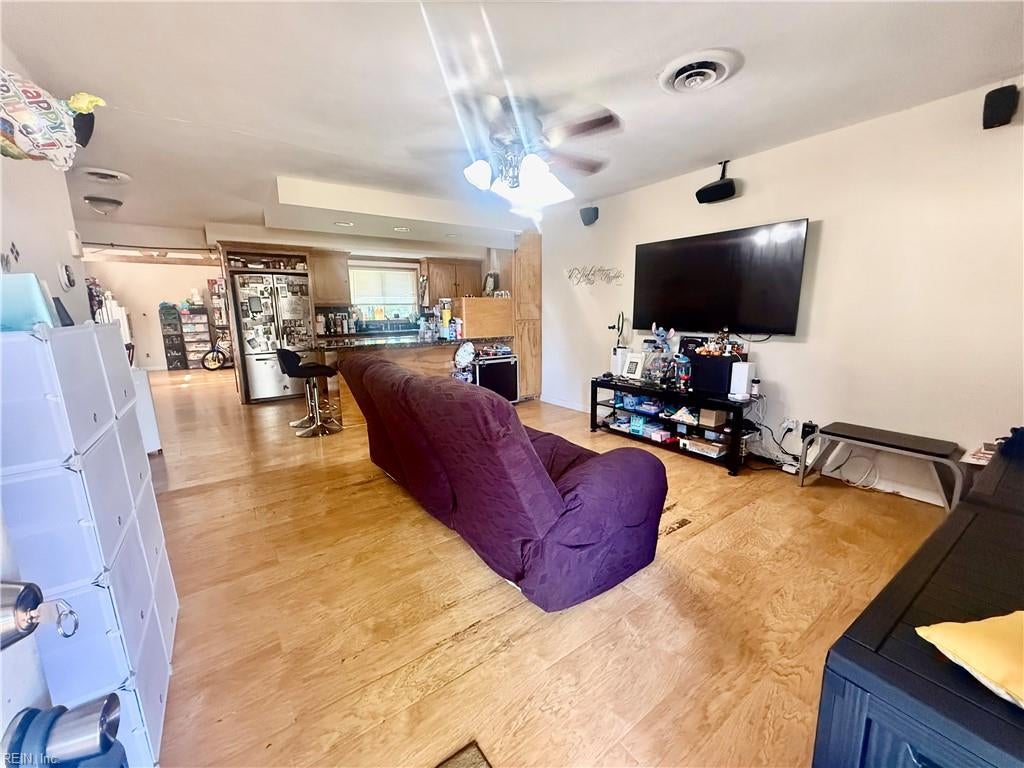 Photo of 3101 Ferry Farm Lane Lane, Virginia Beach, VA 23452 (MLS # 10649392)