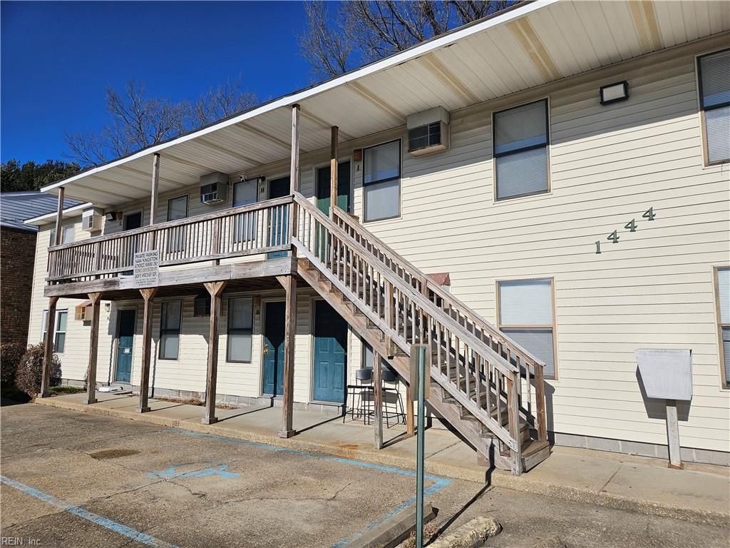 Photo of 1444 Kingston Avenue #I, Norfolk, VA 23503 (MLS # 10616888)