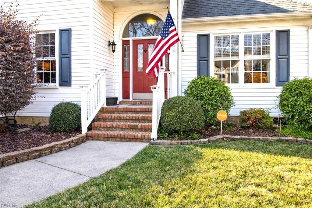 Photo of 6303 S Oaken Gate Drive, Suffolk, VA 23435 (MLS # 10624544)