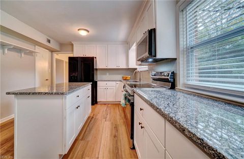 828 Timberlake DR Virginia Beach VA 23464