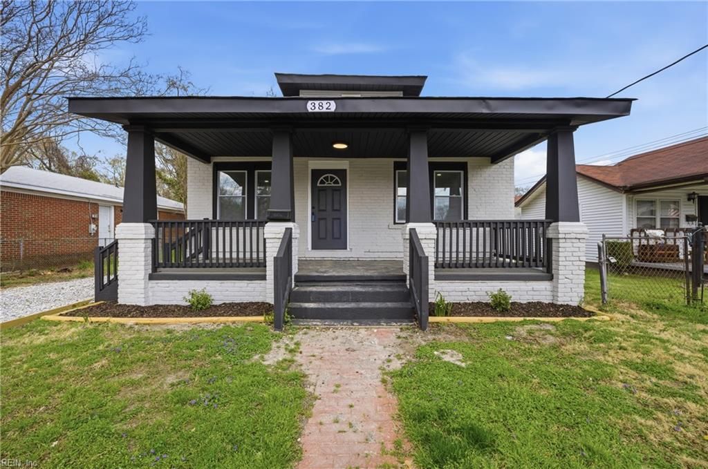 Photo of 382 Orange Avenue, Norfolk, VA 23503 (MLS # 10626449)