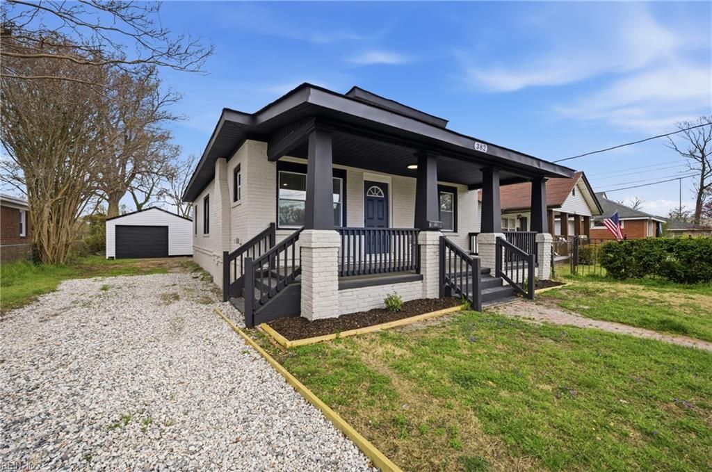 Photo of 382 Orange Avenue, Norfolk, VA 23503 (MLS # 10626449)