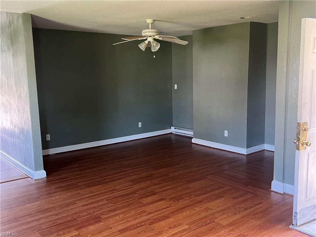 Photo of 1908 Chestnut Street, Portsmouth, VA 23704 (MLS # 10629415)