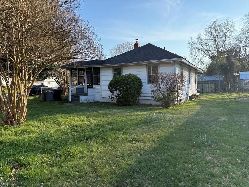 Photo of 203 Hollywood Avenue, Hampton, VA 23661 (MLS # 10625929)