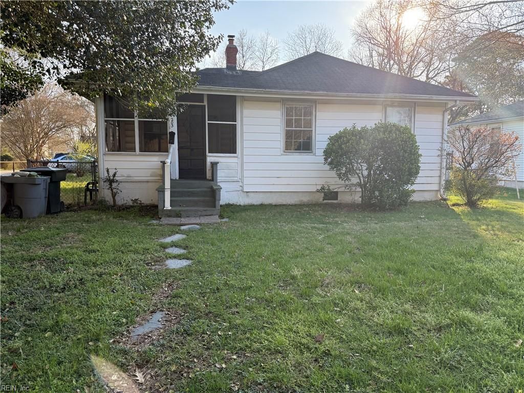 Photo of 203 Hollywood Avenue, Hampton, VA 23661 (MLS # 10625929)