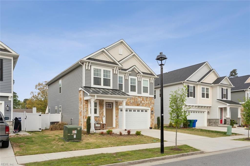 1505 Waltham LN