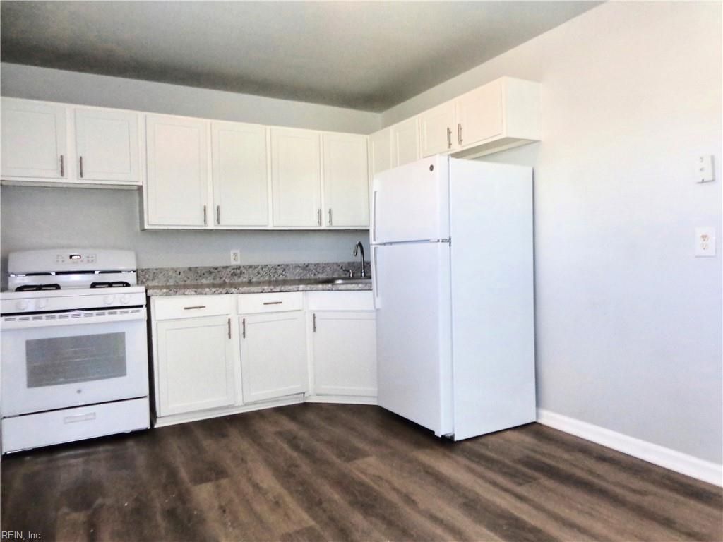 Photo of 1625 W Pembroke Avenue #22, Hampton, VA 23661 (MLS # 10611727)