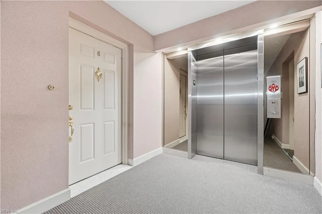 Norfolk, Virginia 23507, United States, 3 Bedrooms Bedrooms, ,3 BathroomsBathrooms,Residential,Active,253140