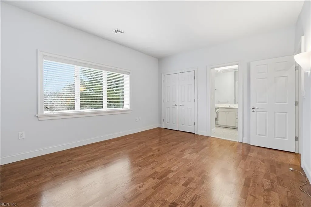 Norfolk, Virginia 23507, United States, 3 Bedrooms Bedrooms, ,3 BathroomsBathrooms,Residential,Active,253140