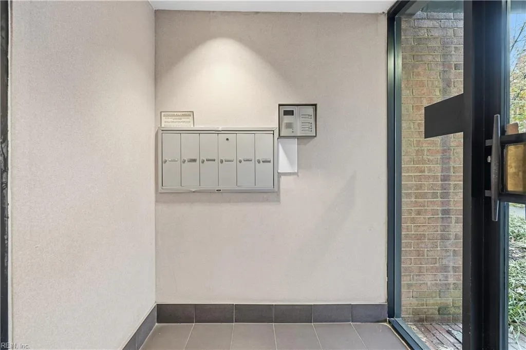 Norfolk, Virginia 23507, United States, 3 Bedrooms Bedrooms, ,3 BathroomsBathrooms,Residential,Active,253140