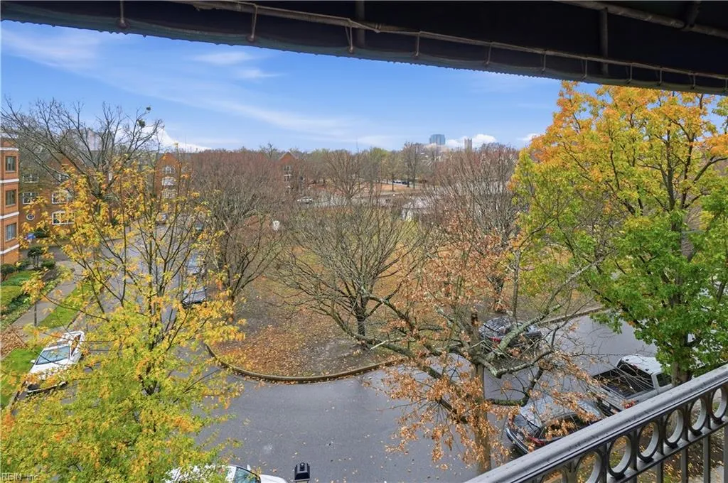 Norfolk, Virginia 23507, United States, 3 Bedrooms Bedrooms, ,3 BathroomsBathrooms,Residential,Active,253140