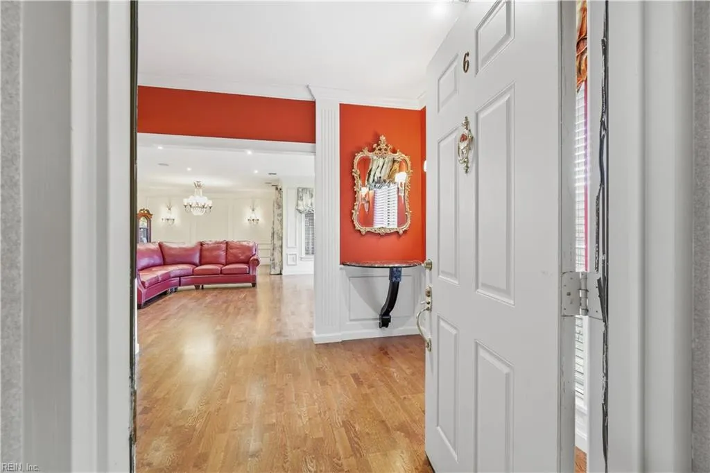 Norfolk, Virginia 23507, United States, 3 Bedrooms Bedrooms, ,3 BathroomsBathrooms,Residential,Active,253140